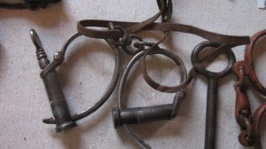 shackles-100927_1920